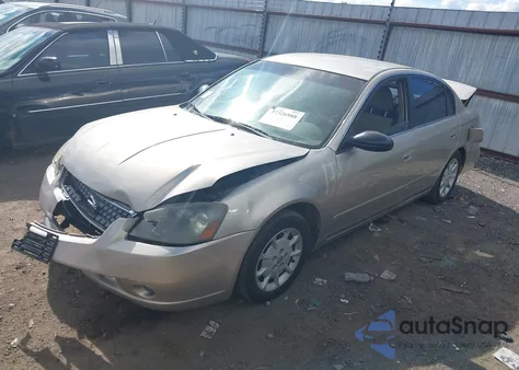 2005 Nissan Altima 2.5 S from USA, damaged, VIN 1N4AL11D75C376418